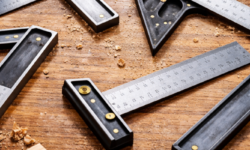 スコヤと差し金、何が違う？ 「まっすぐ線が引けない」初心者が最初に知るべき話