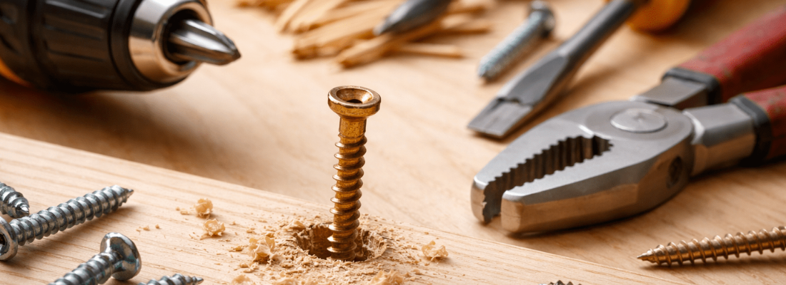 ビスが空回りして締まらない！原因と直し方をDIY初心者向けに解説